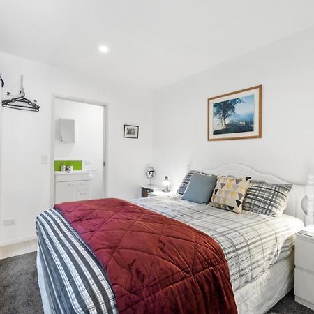 Waitahanui Bellbird Cottage - Lake Taupo Bach מראה חיצוני תמונה