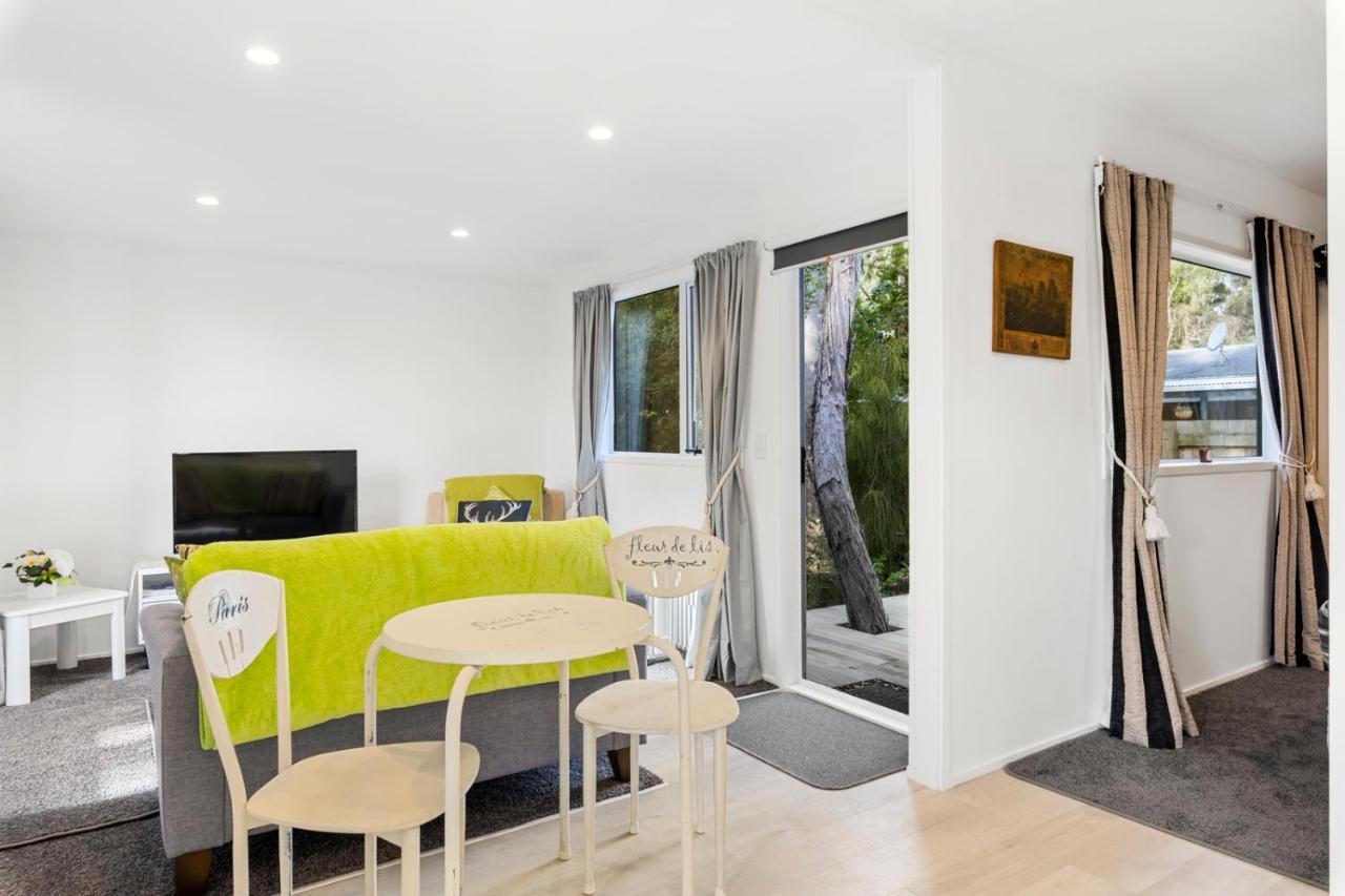Waitahanui Bellbird Cottage - Lake Taupo Bach מראה חיצוני תמונה