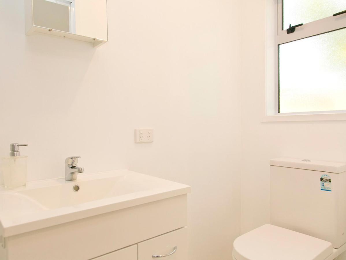 Waitahanui Bellbird Cottage - Lake Taupo Bach מראה חיצוני תמונה